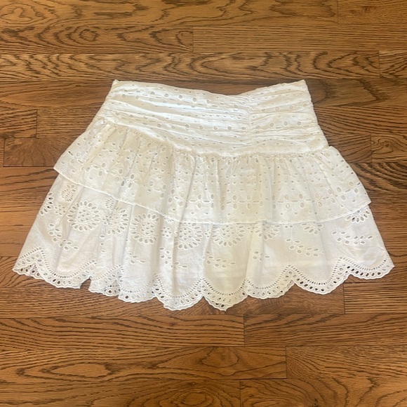 Love Shack Fancy Onika White Cotton Eyelet Mini Skirt, size 8 - Picture 2 of 11